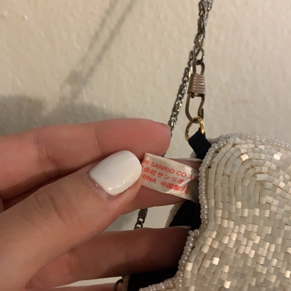 Beaded wristlet - Picture 4 of 4